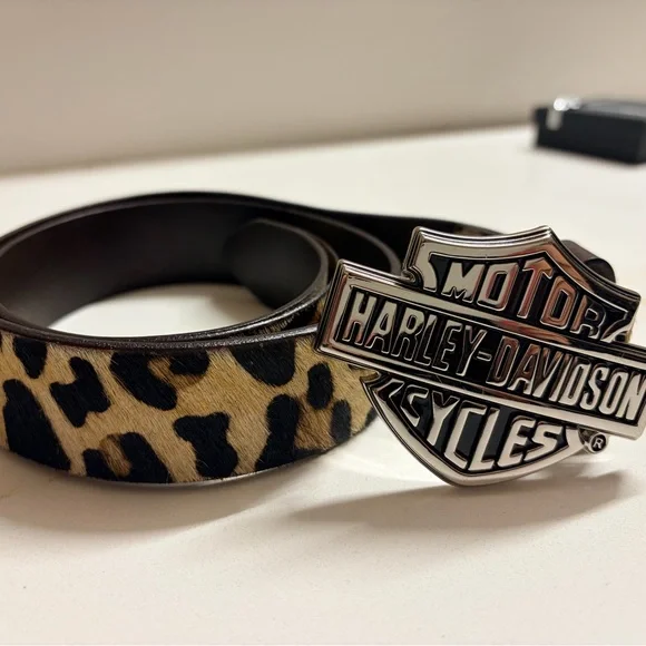 Harley-Davidson Black Belt with Silver Winged Shield Set of 2 - Picture 4 of 6